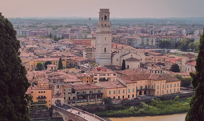 Charmosa cidade de Verona na Itália