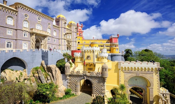10 Castelos da Europa para Inspirar sua Próxima Viagem
