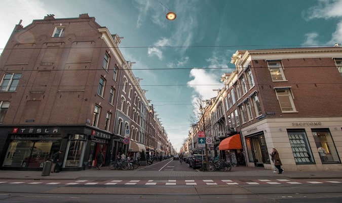 Rua em Amsterdam