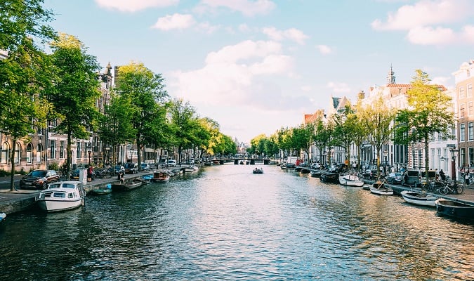 Amsterdam, conhecida pelos seus lindos canais