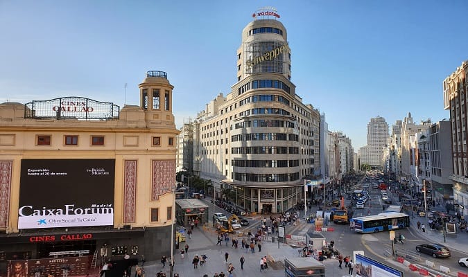 Ruas Movimentadas em Madrid Foto