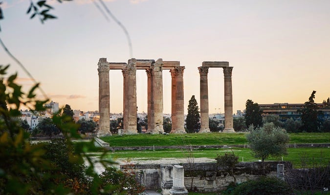 O grego é o idioma oficial e mais falado na Grécia.